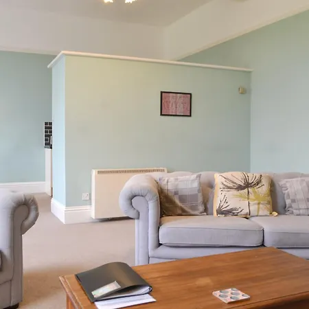 Holiday home 3-uk33247